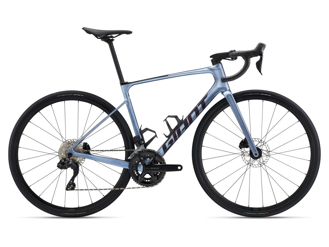 Defy Advanced 1 2025